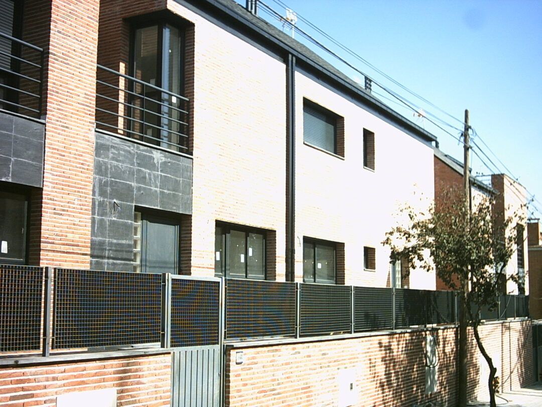 Tres viviendas unifamiliares en calle Vitoria 17, Pozuelo